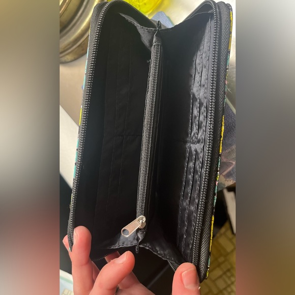 Pokemon Pikachu Squirtle Charmander Zip Around Wallet - Picture 4 of 10